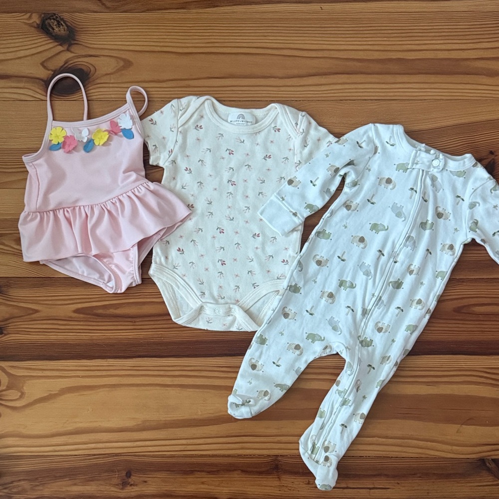 NWOT 3-6 month lot girl bundle Pink Floral ballerina outfit, sleeper and shirt